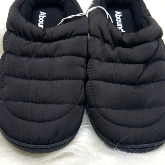 Abound Black Mr. Union Puffer Slipper Small 7/8 Quilted Nylon NWT - Picture 5 of 8